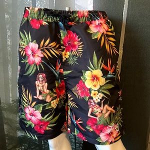 Limited Research Group mens Small swim trunks